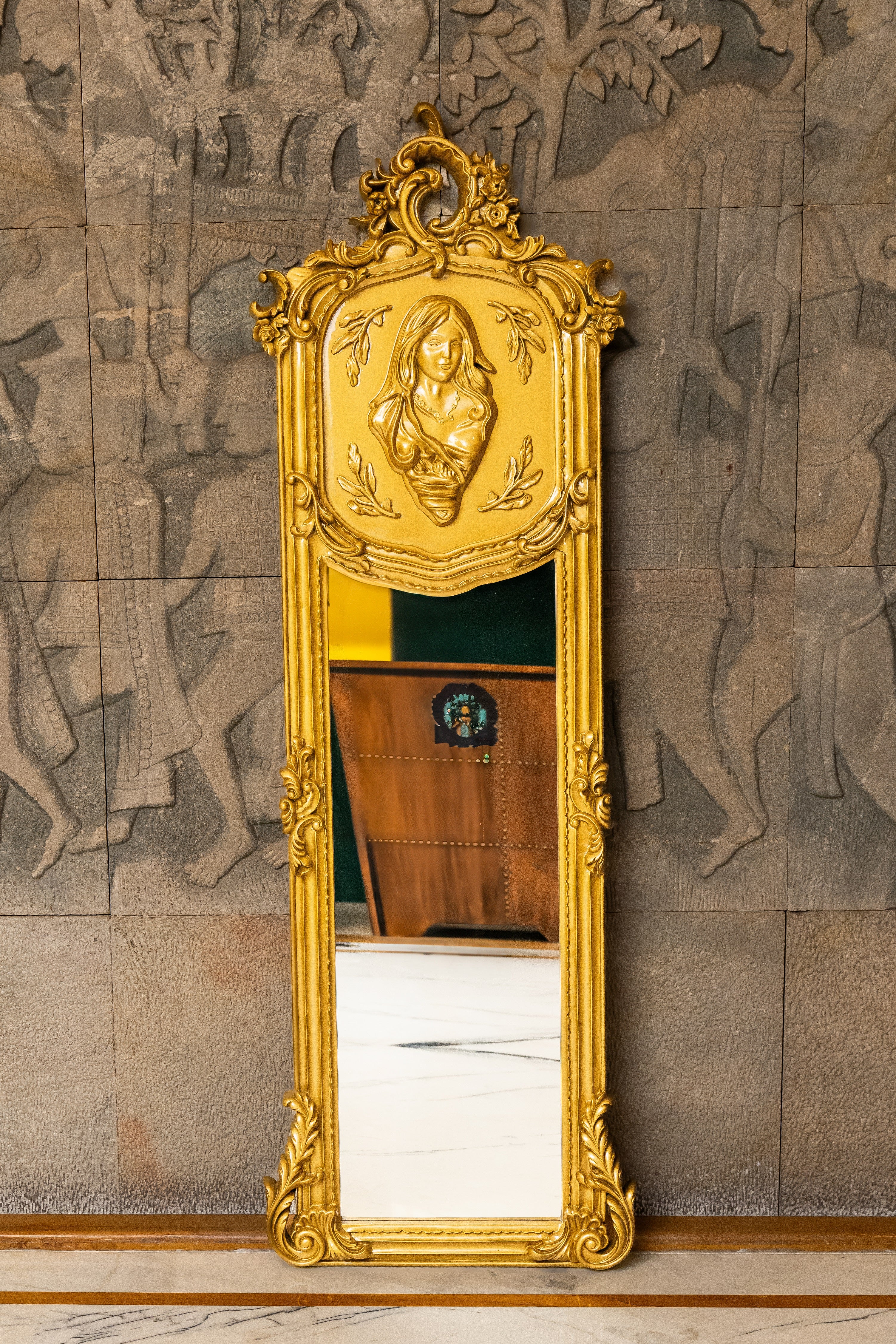 Gilded Blossom - Kelebek.in