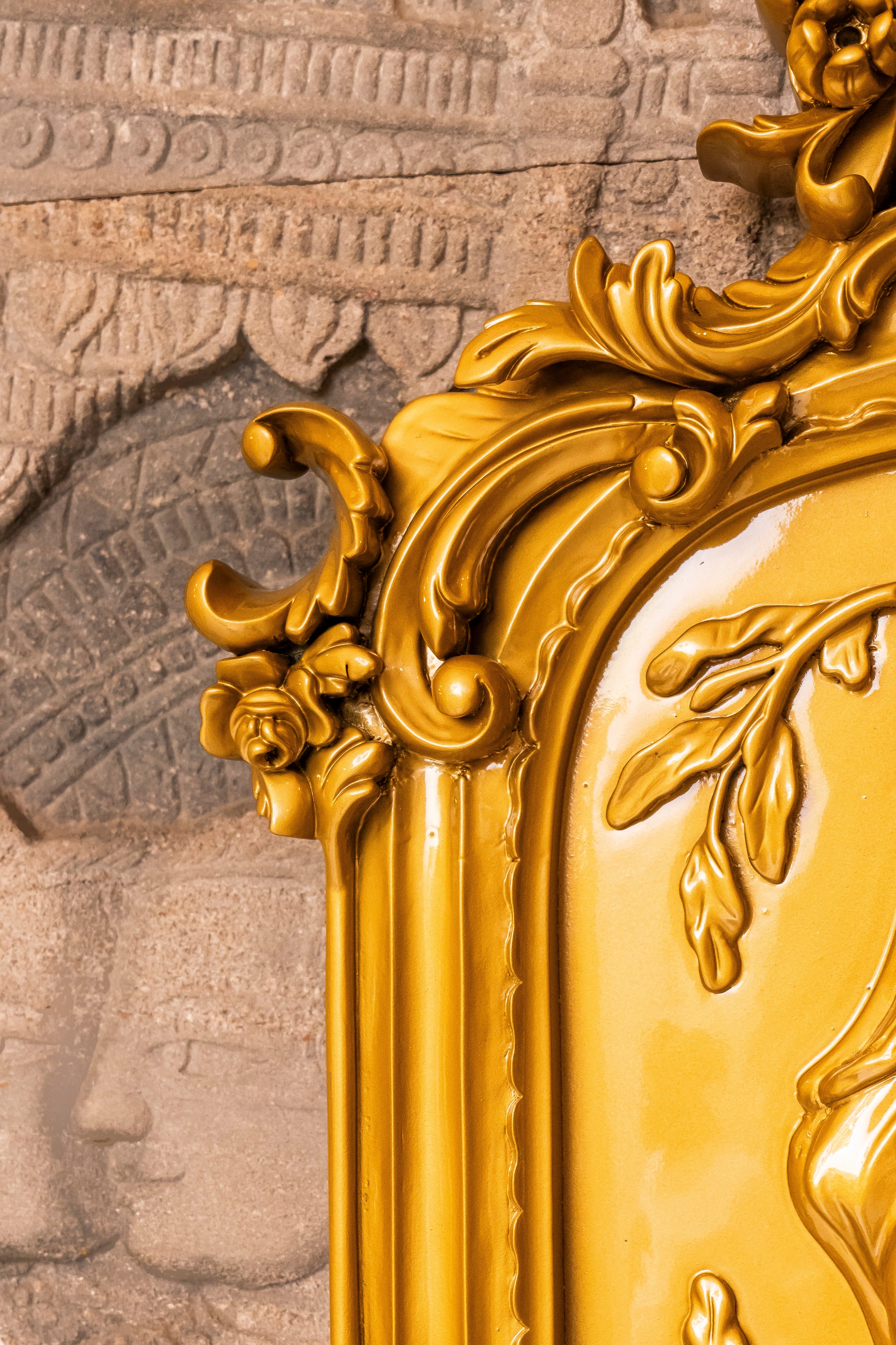 Gilded Blossom - Kelebek.in