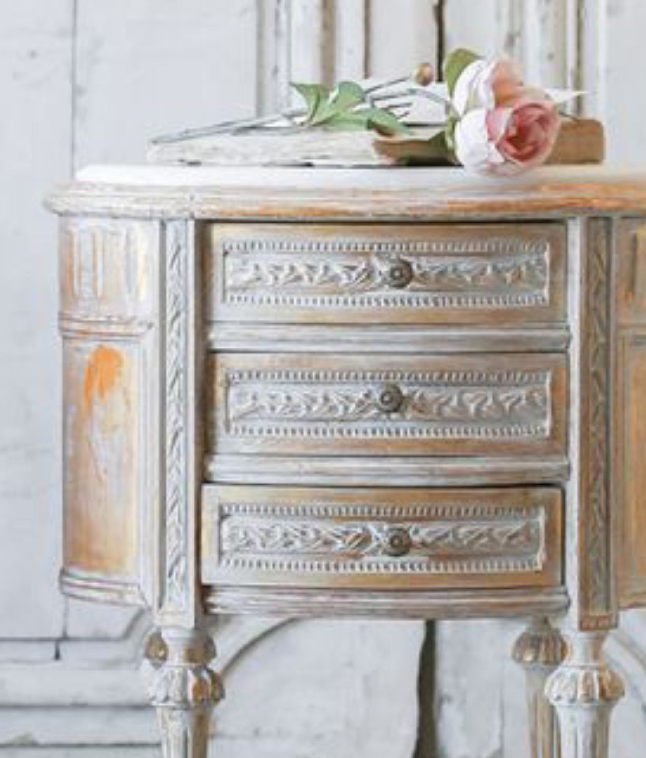 Nook Side Table - Kelebek.in