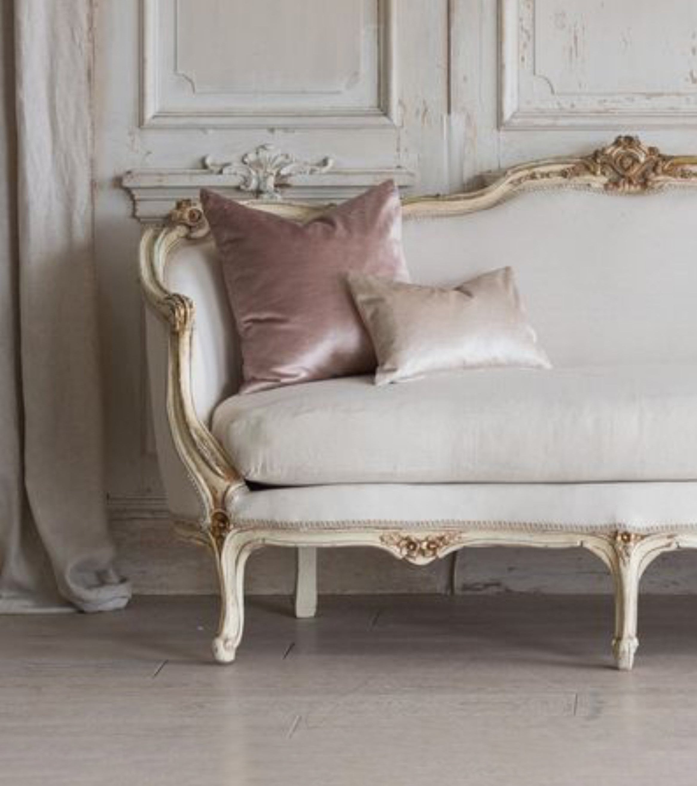 Luminous Lounge Sofa - Kelebek.in