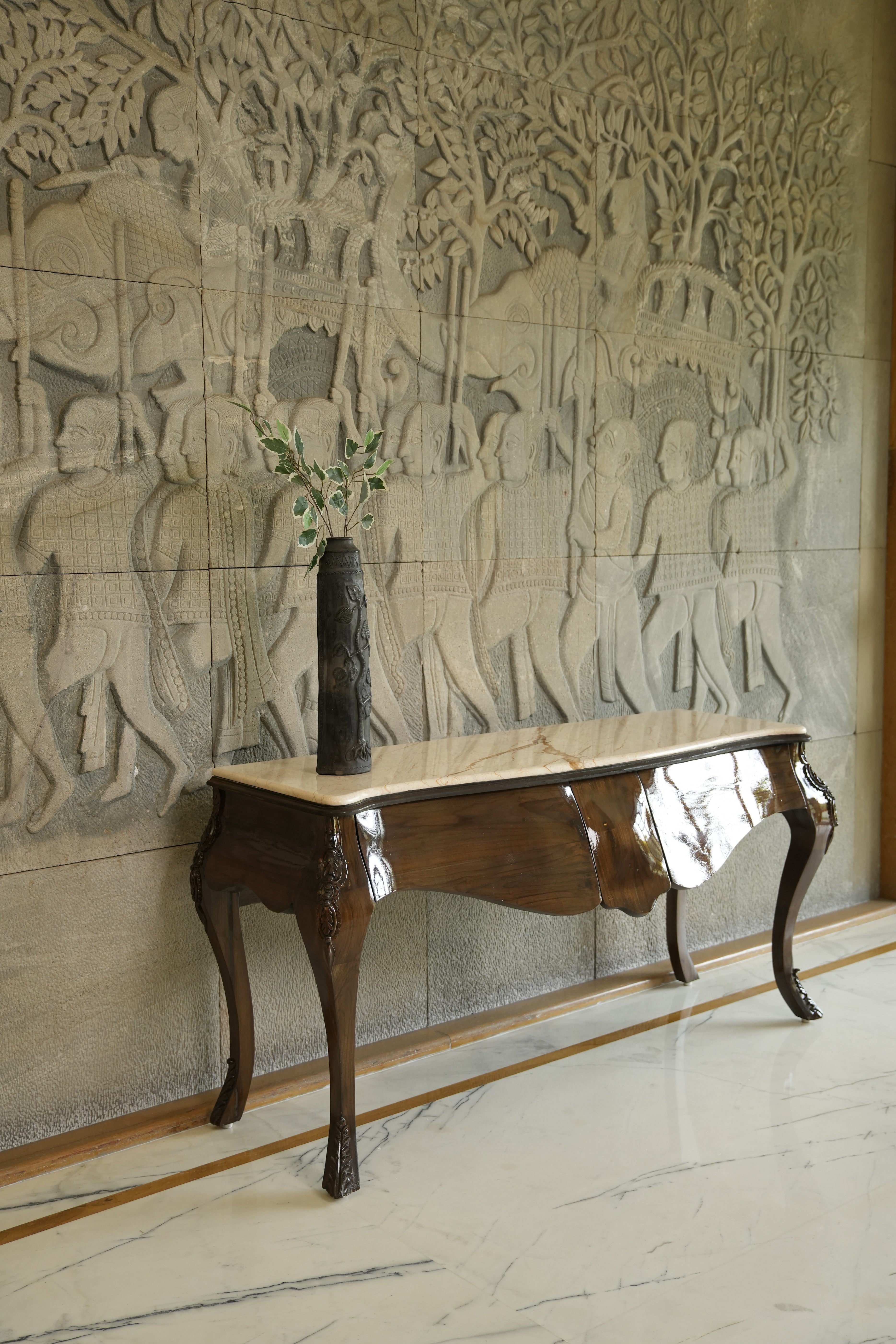 Imperial Curve Console - Kelebek.in