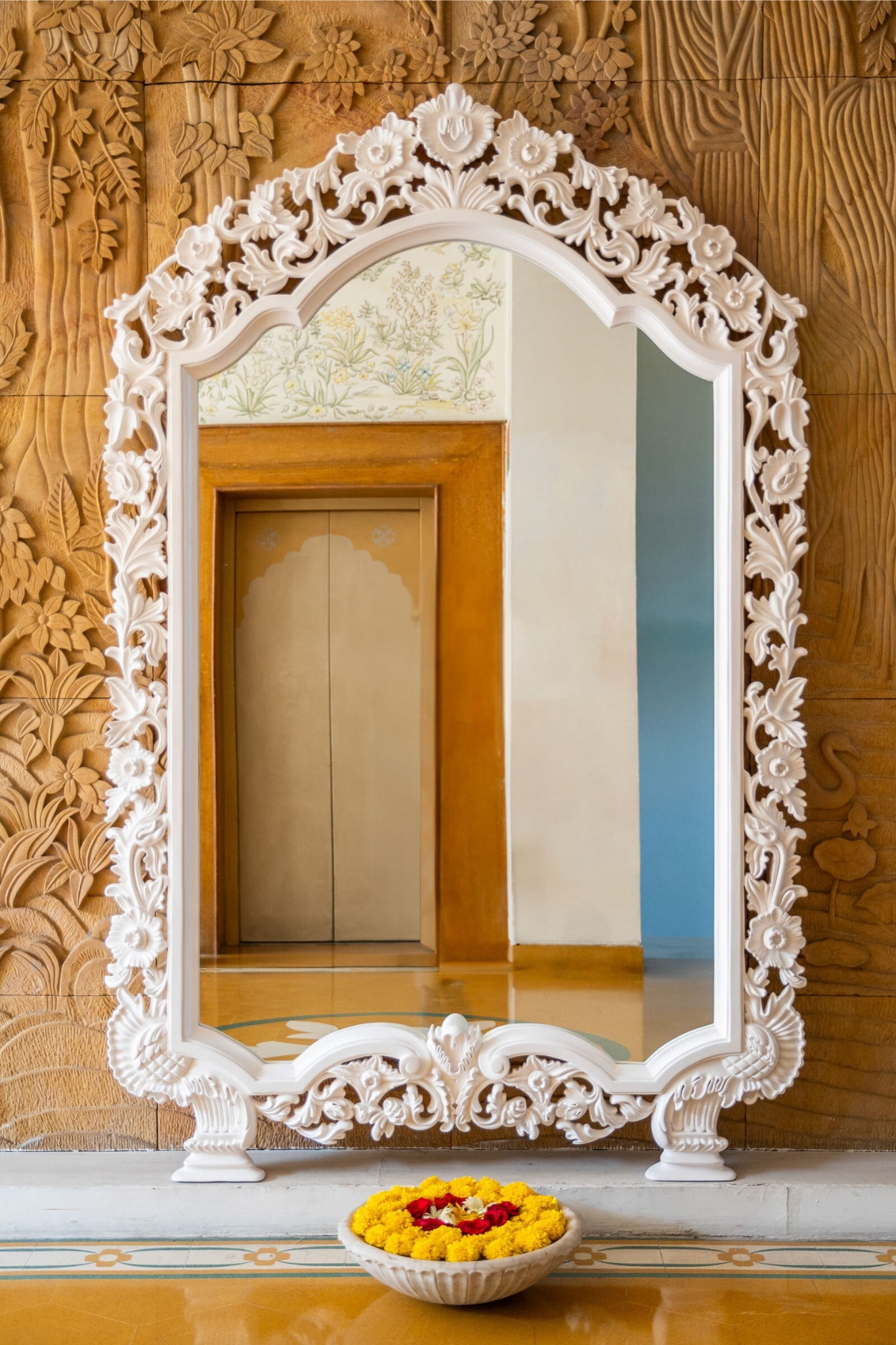 Ballet of Light - Kelebek.in