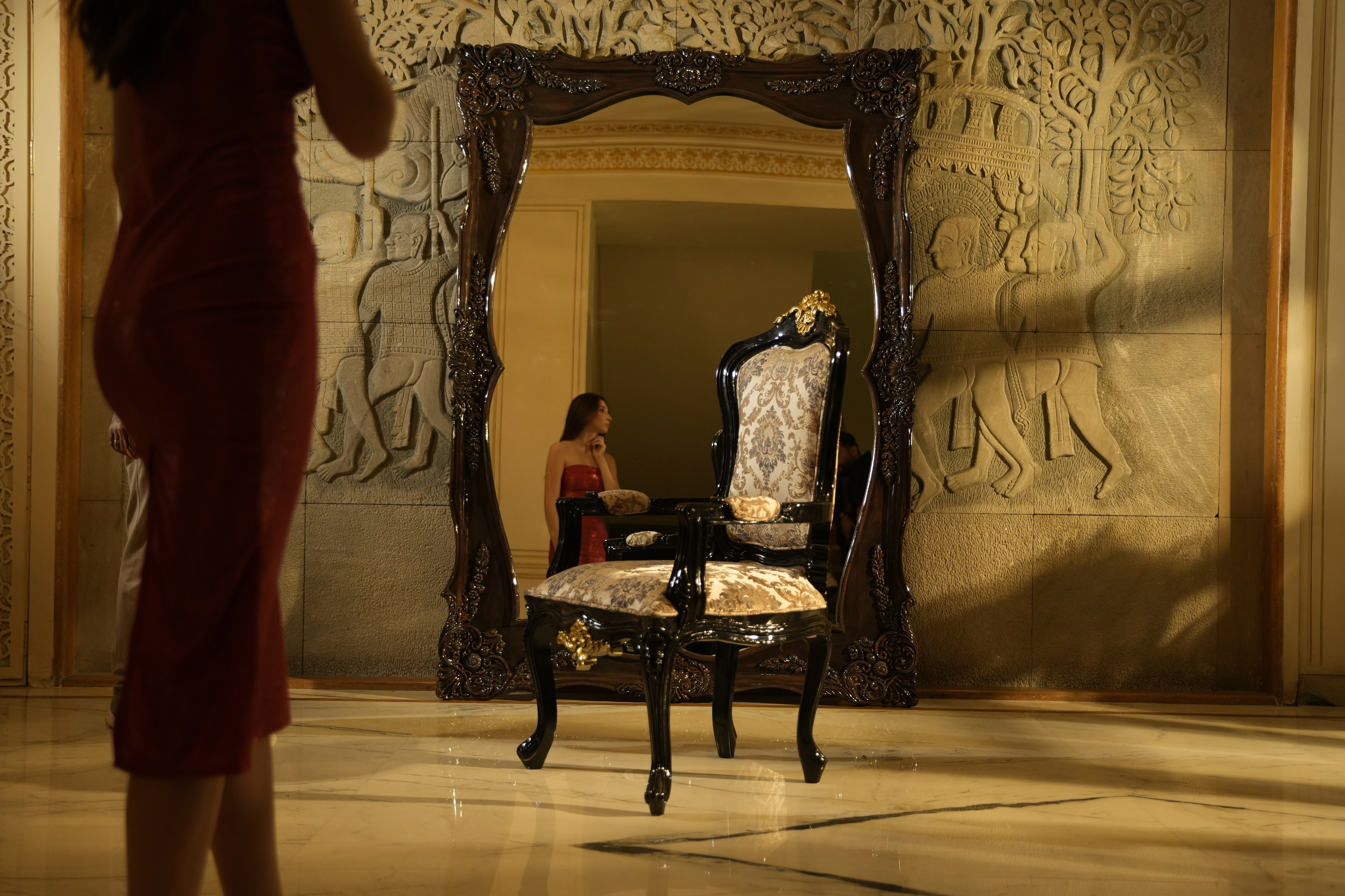 Classic French Chair - Kelebek.in