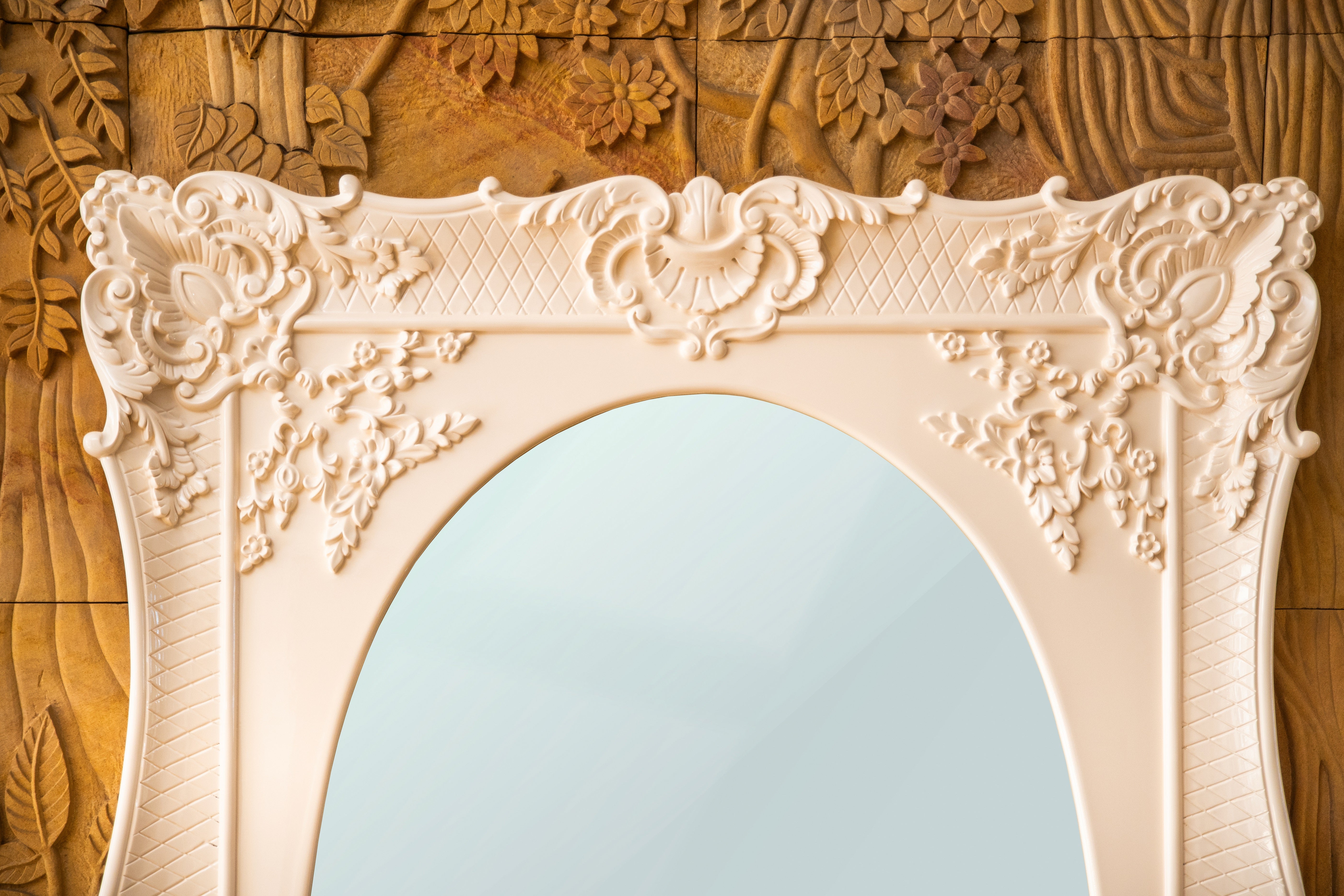 Whispered Promises - Kelebek.in