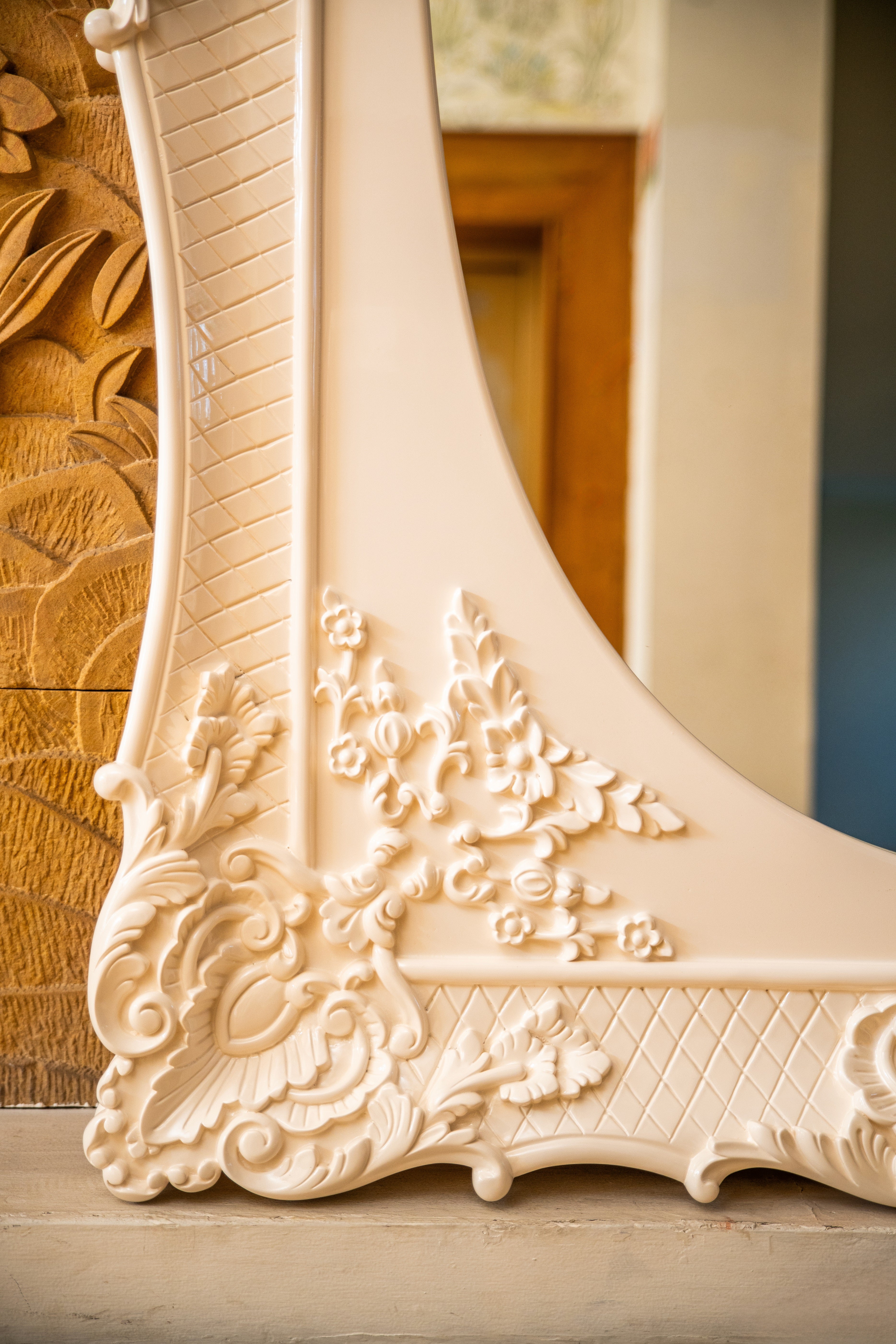 Whispered Promises - Kelebek.in