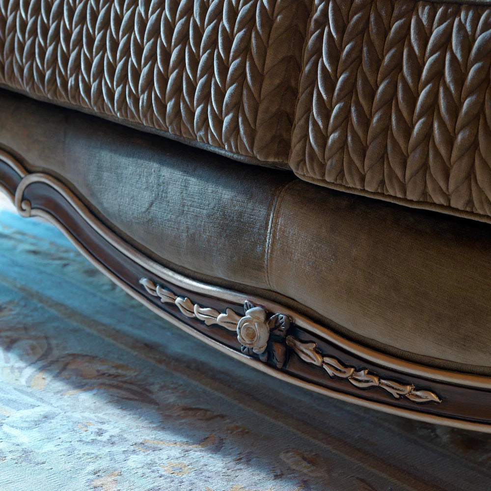 Victorian Elegance Sofa - Kelebek.in