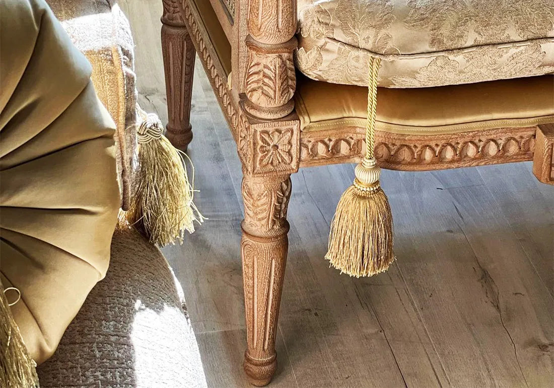 Classic Living Room Sofa - Kelebek.in