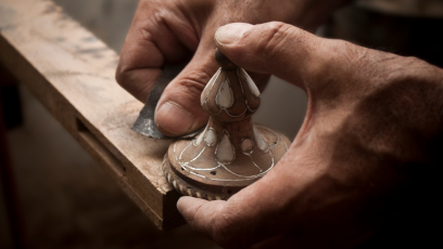 The Art of Statement Pieces: Designing Around a Focal Antique